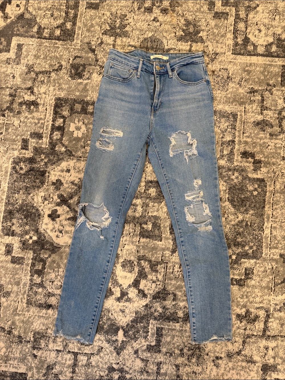 Levi’s Distressed Blue Skinny Jeans